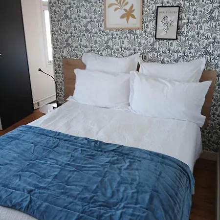 アパートホテル Voiles Et Terrasses By Corinne Face Au Port 3*