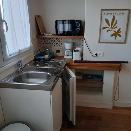 Voiles Et Terrasses By Corinne Face Au Port アパートホテル ル・トレポール