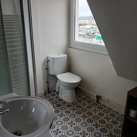 Aparthotel Voiles Et Terrasses By Corinne Face Au Port