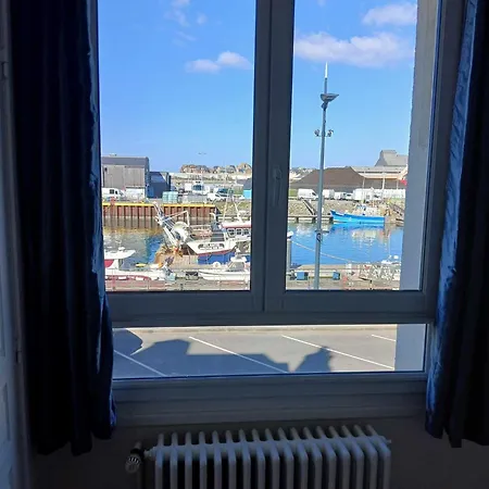 Voiles Et Terrasses By Corinne Face Au Port 3* ル・トレポール