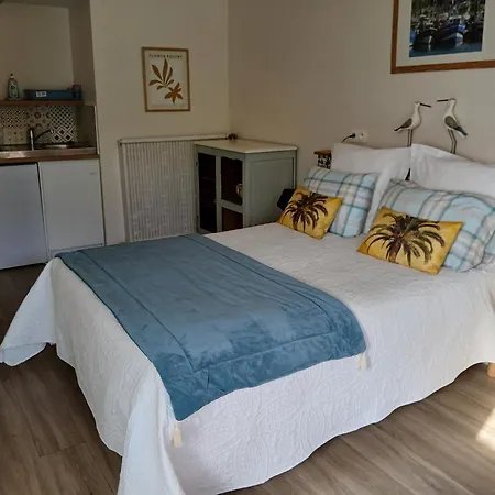 Aparthotel Voiles Et Terrasses By Corinne Face Au Port Le Treport