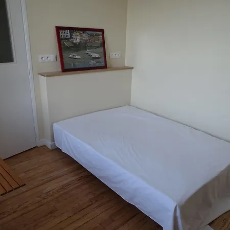 Voiles Et Terrasses By Corinne Face Au Port ル・トレポール