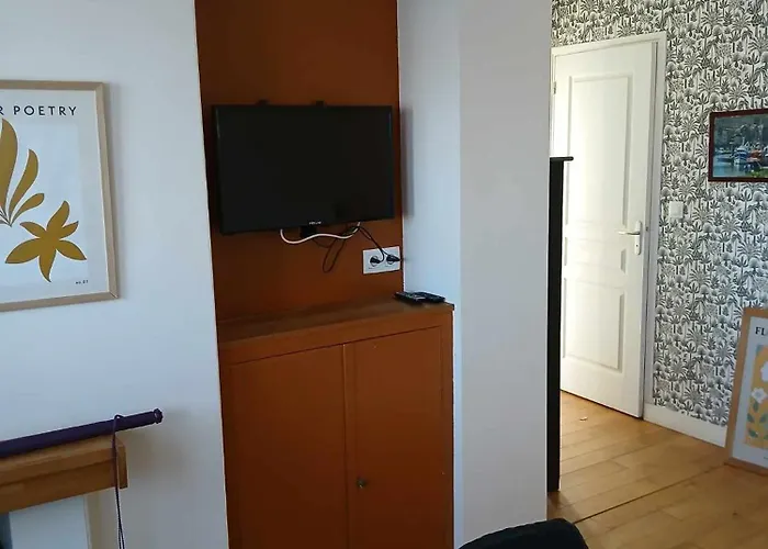 Aparthotel Voiles Et Terrasses By Corinne Face Au Port 3*