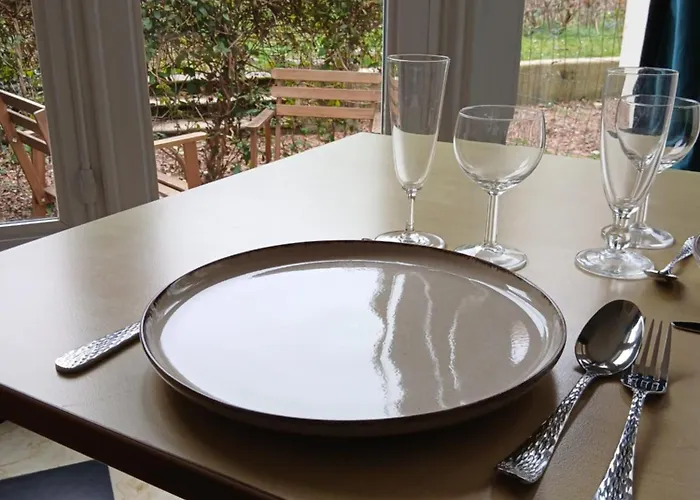 Voiles Et Terrasses By Corinne Face Au Port Aparthotel Le Treport