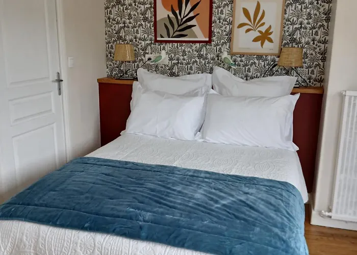 Voiles Et Terrasses By Corinne Face Au Port Le Treport