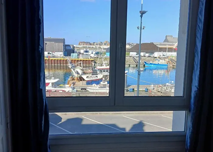 Voiles Et Terrasses By Corinne Face Au Port 3* Le Treport