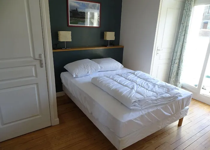 Aparthotel Voiles Et Terrasses By Corinne Face Au Port Le Treport