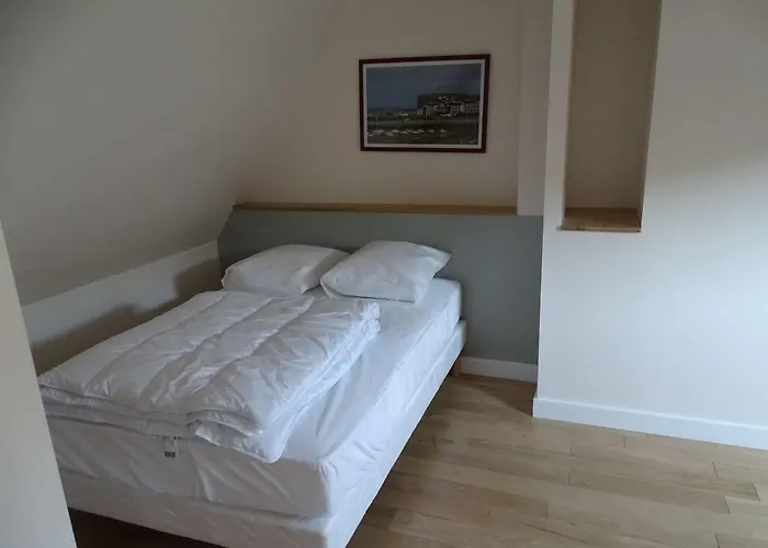 Voiles Et Terrasses By Corinne Face Au Port 3*